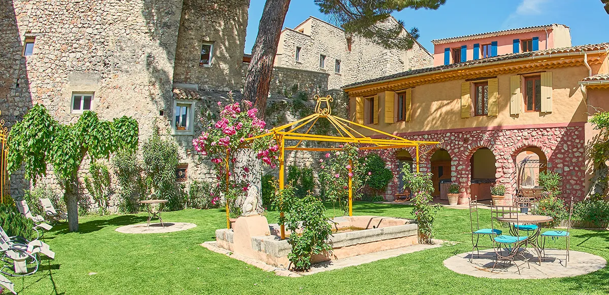 hotel les arcades web 2022